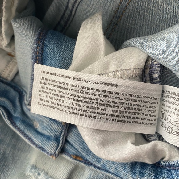 Abercrombie and Fitch Super Skinny High Rise Distressed Jeans Size 4 Regular - Picture 8 of 8